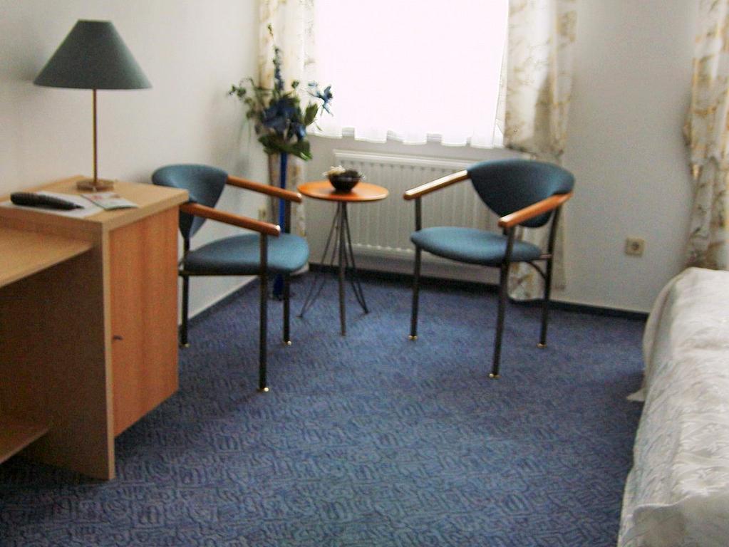 Gaestehaus Rehbein Calbe Exteriör bild